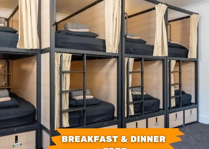 Tequila Sunrise Hostel Sydney
